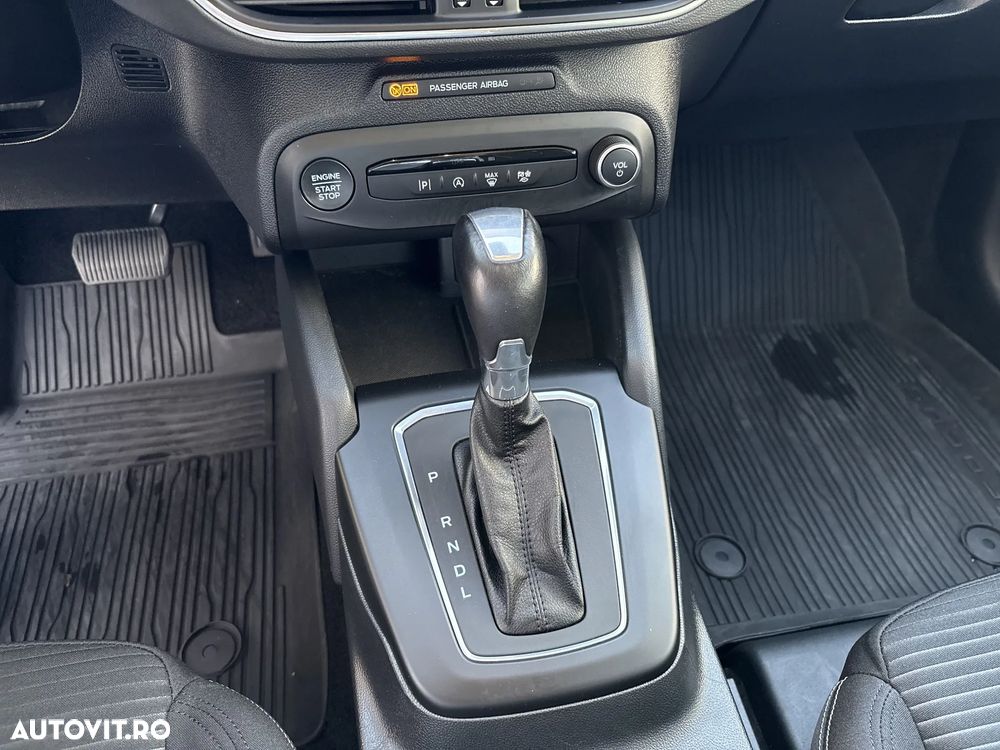 FORD Focus 2023 — imagine 17