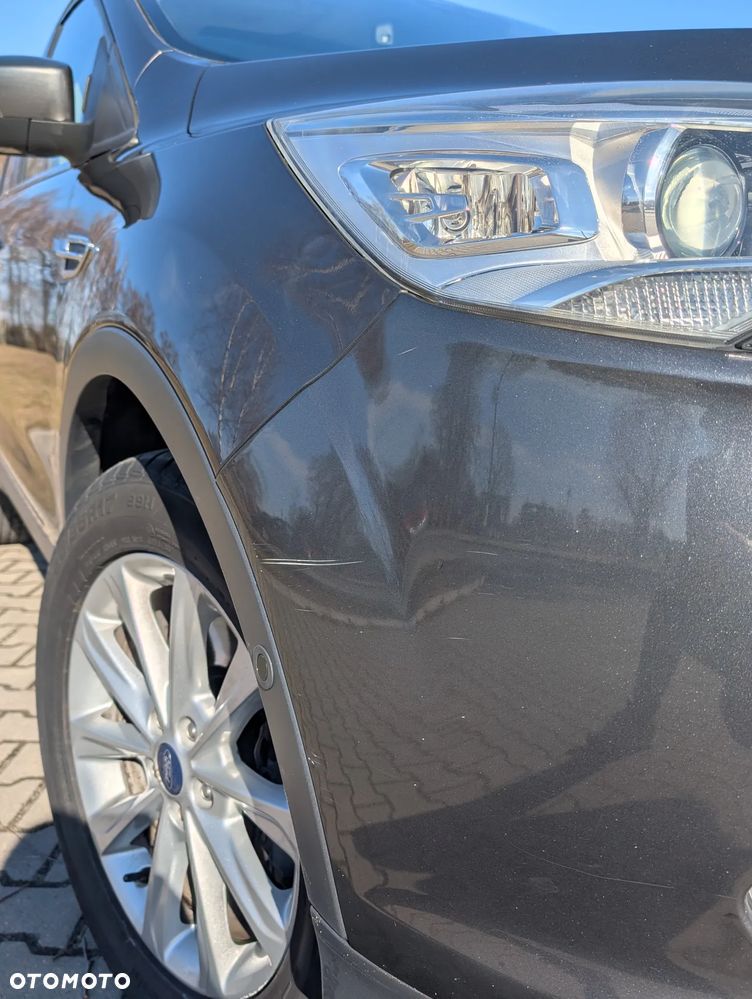 Ford Kuga 2.0 TDCi 4x4 Titanium - 19