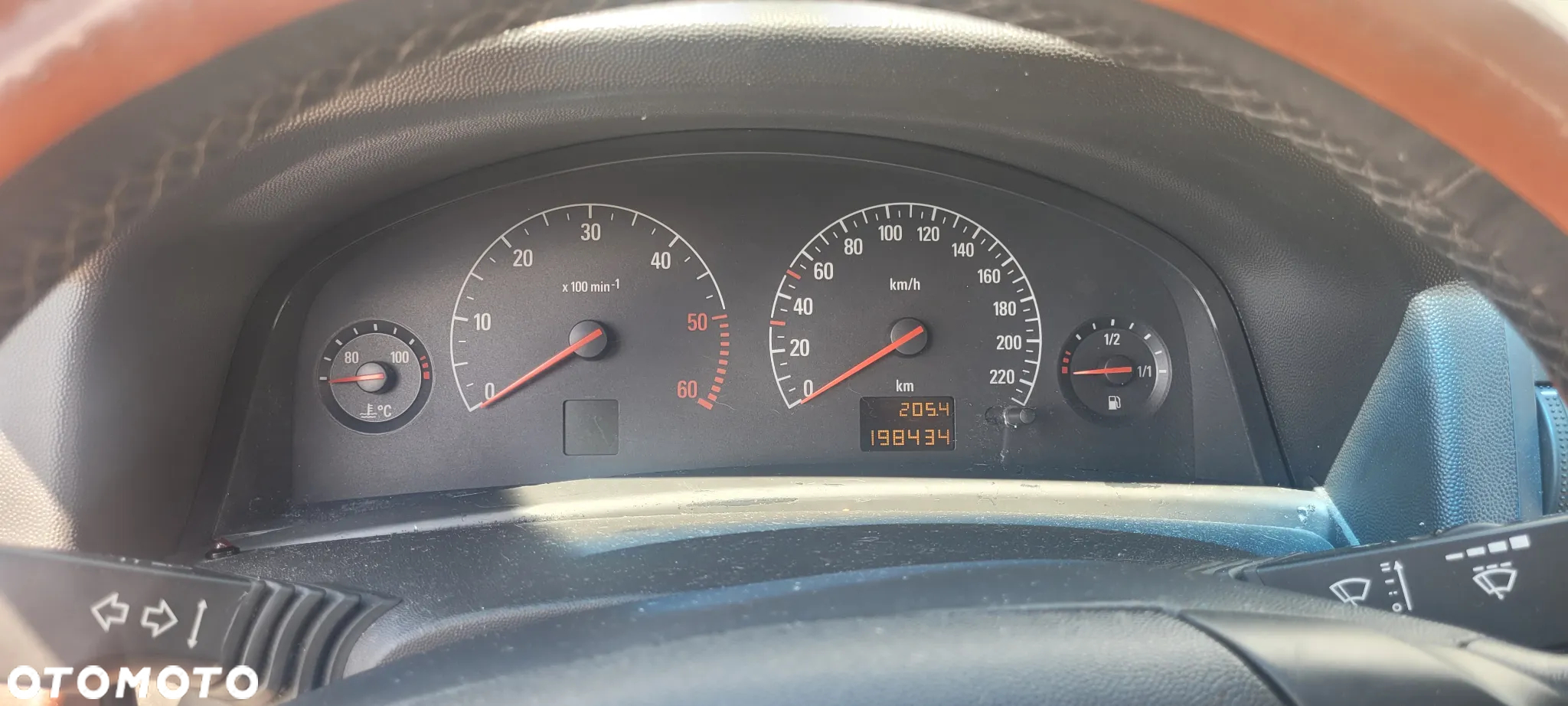 Opel Vectra - 8