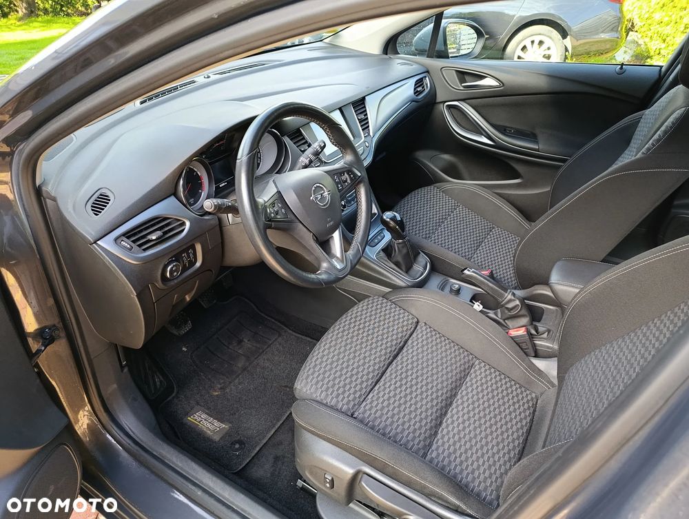 Opel Astra 1.4 T Dynamic - 22