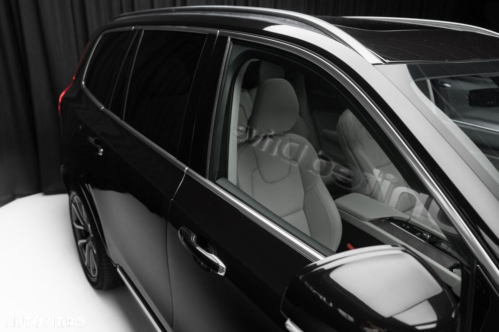Volvo XC 90 - 6