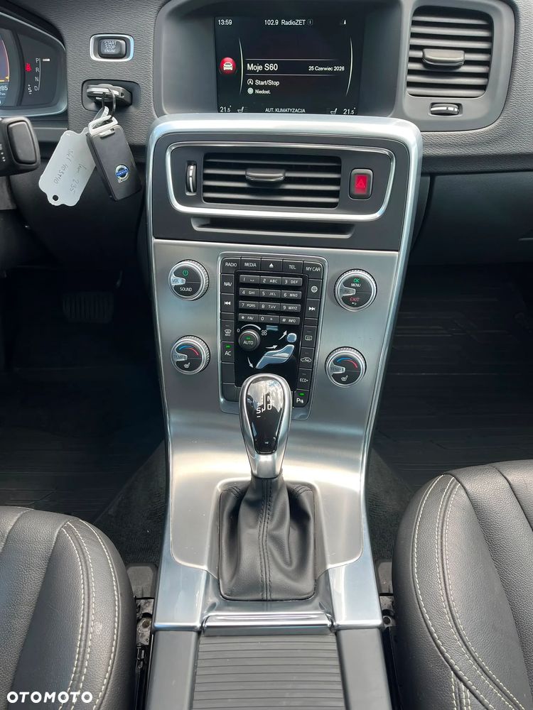Volvo S60 D4 Geartronic Momentum - 20