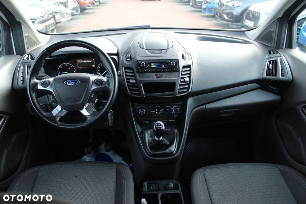 Ford Transit Connect - 11