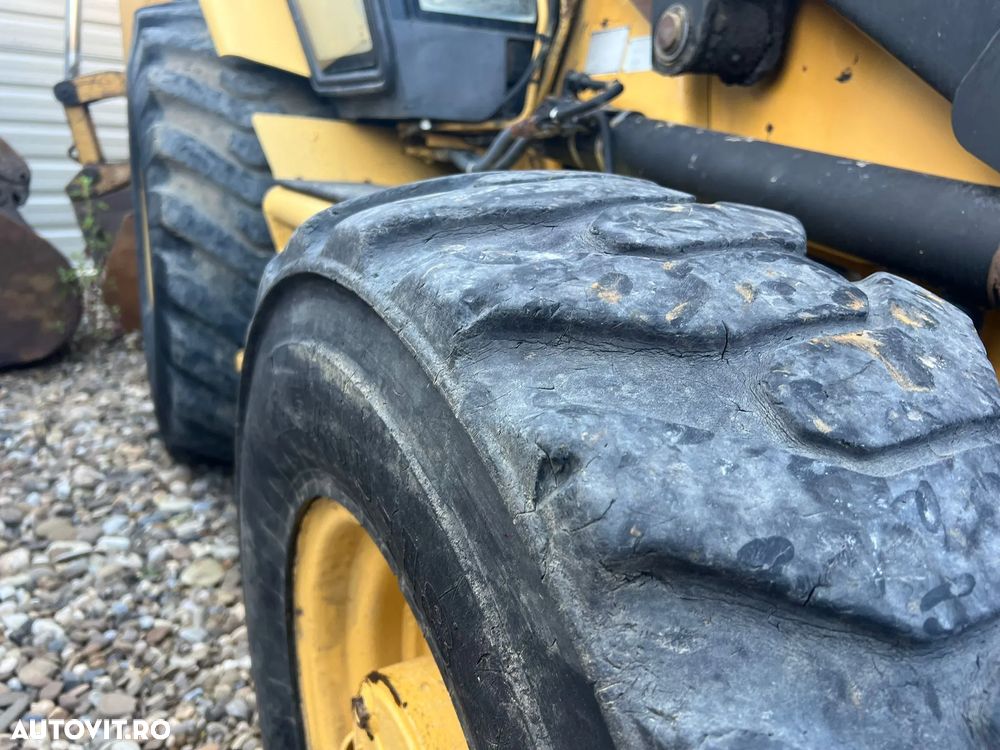 Caterpillar 438C - 5