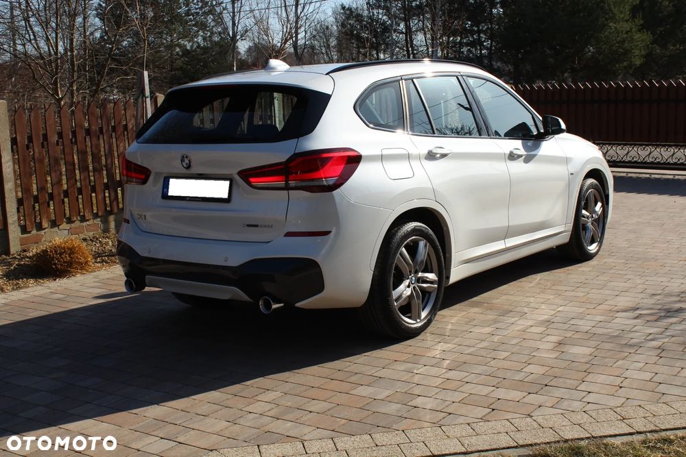 BMW X1 xDrive20i M Sport - 3