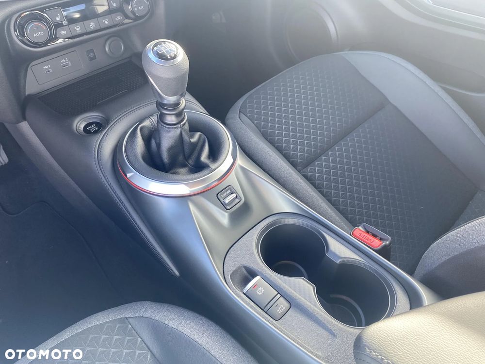 Nissan Juke 1.0 DIG-T N-Connecta - 15