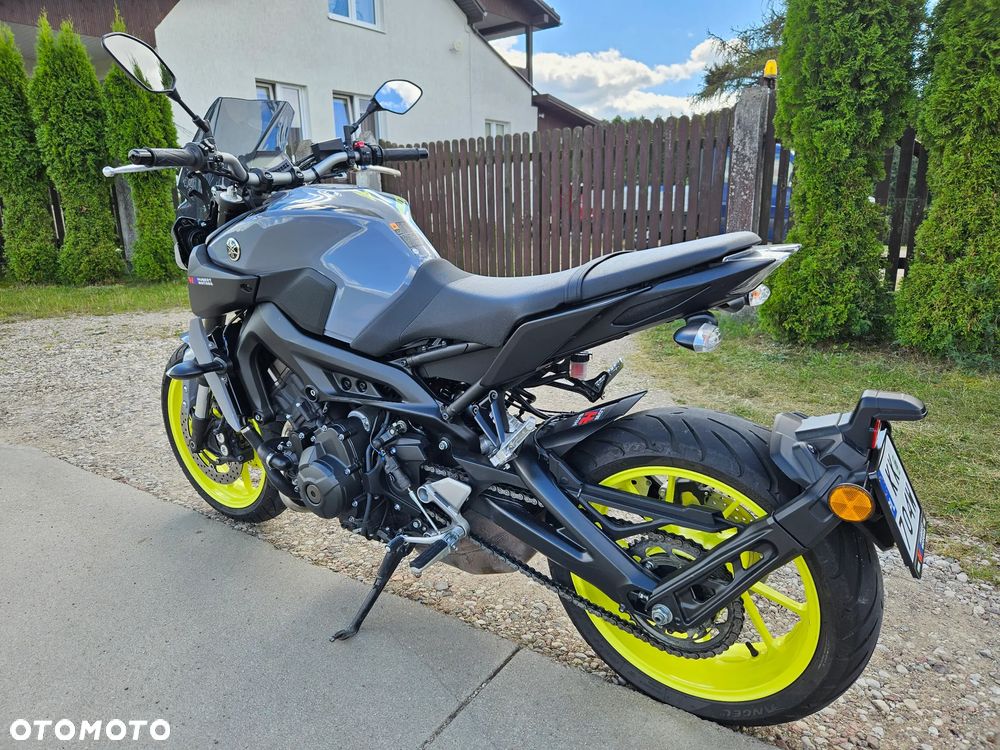 Yamaha MT - 5
