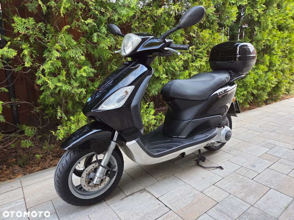 Piaggio FLY - 4
