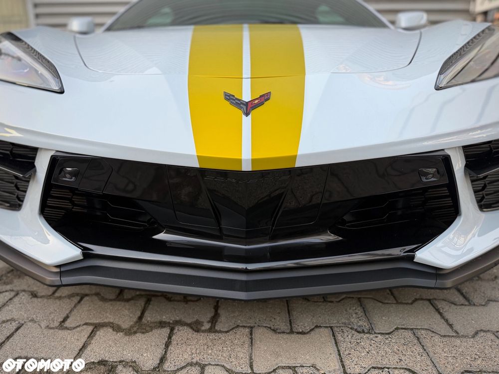 Chevrolet Corvette - 10