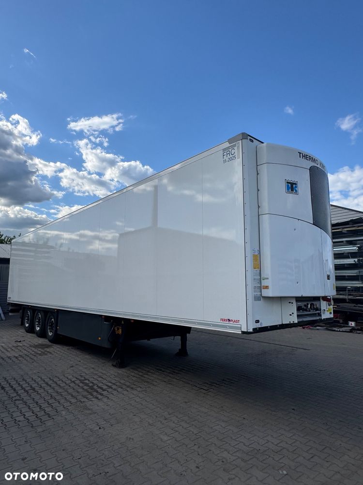 Schmitz Cargobull 2019 Chłodnia Thermk King slx 200 - 4