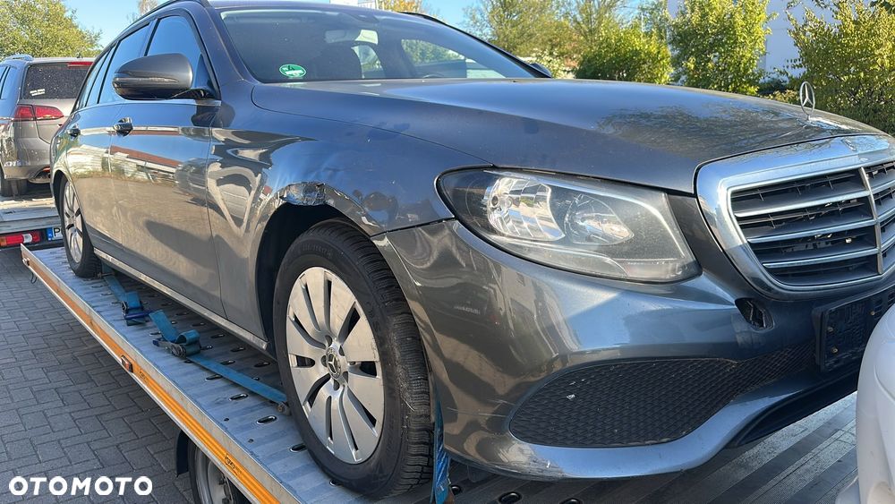Mercedes-Benz Klasa E 200 d 9G-TRONIC - 2