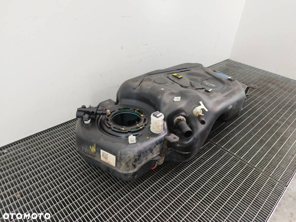 ZBIORNIK PALIWA BAK FORD KUGA III MK3 2.0 D HYBRDA LX61-9P860-CD - 3