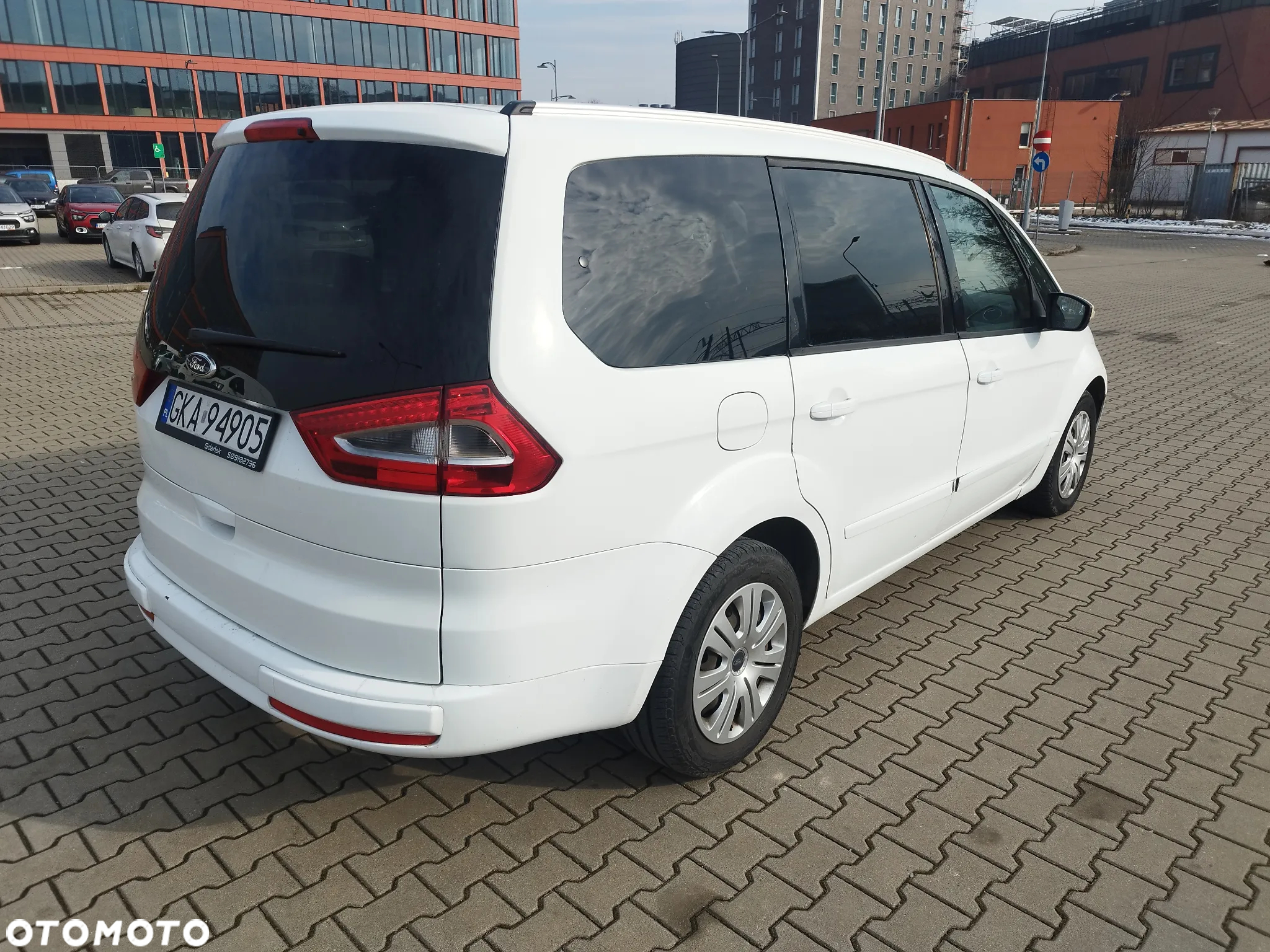Ford Galaxy 1.6 TDCi Trend - 4