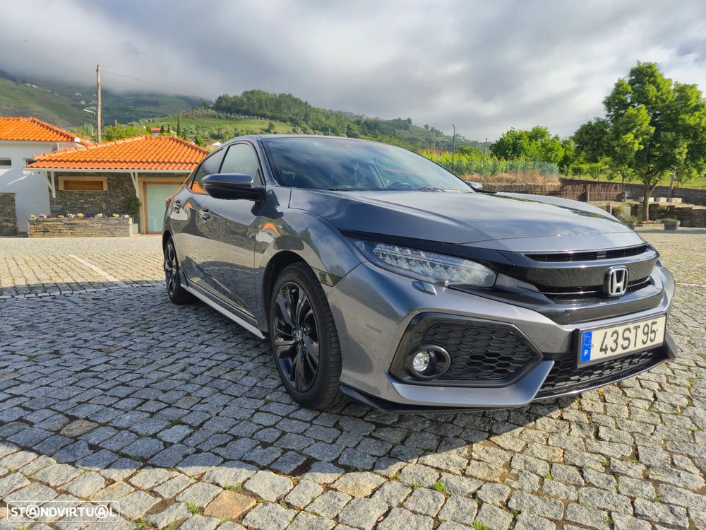 Honda Civic 1.5 i-VTEC Sport Plus - 1