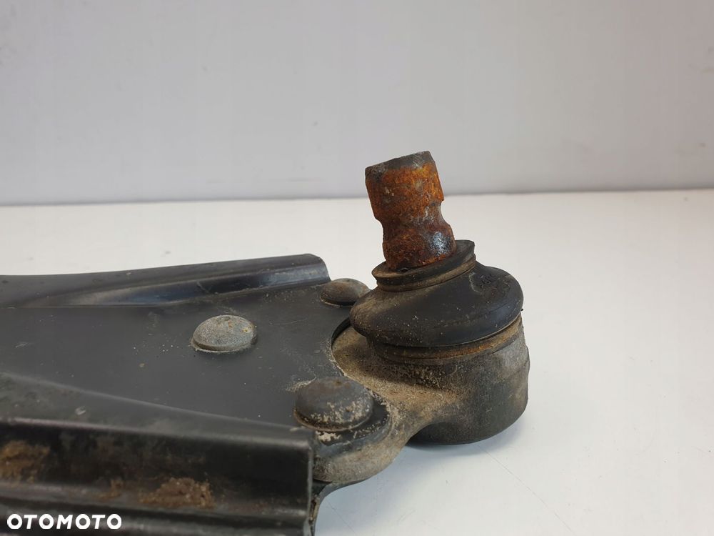 Fiat Doblo II lift LEWY DOLNY WAHACZ przód - 8