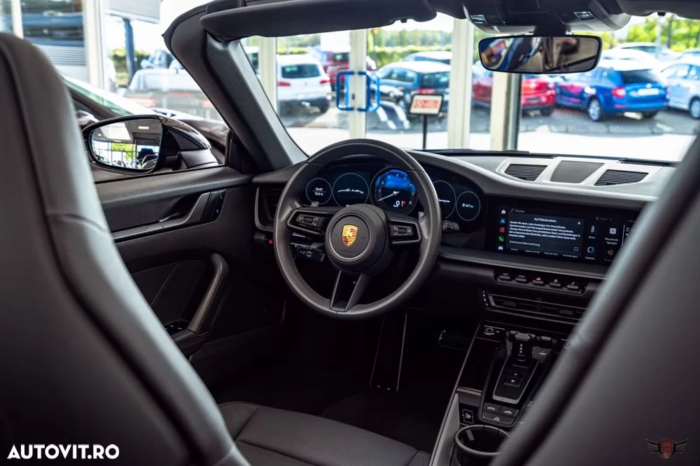 Porsche 911 Carrera PDK - 9