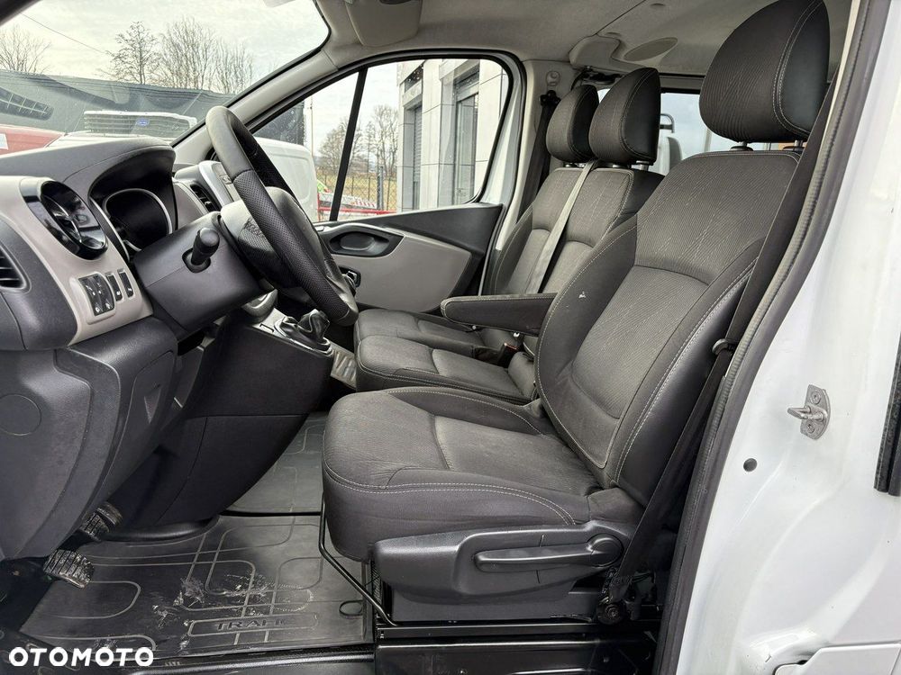 Renault Trafic - 8