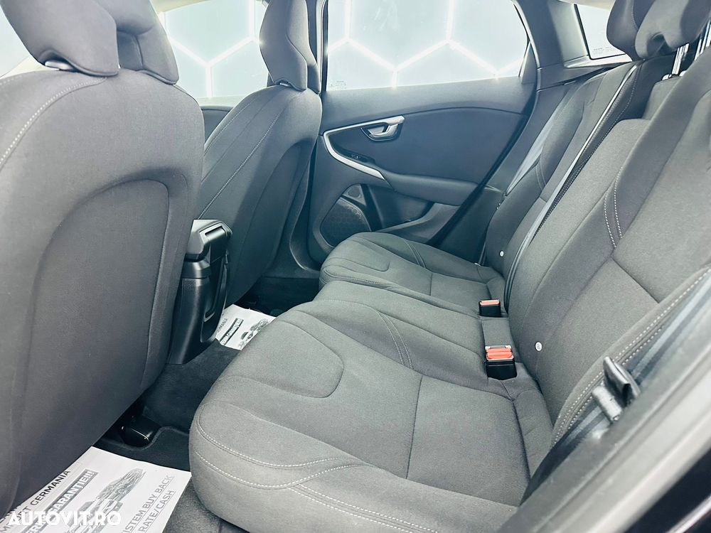 Volvo V40 D2 DRIVe Kinetic - 16