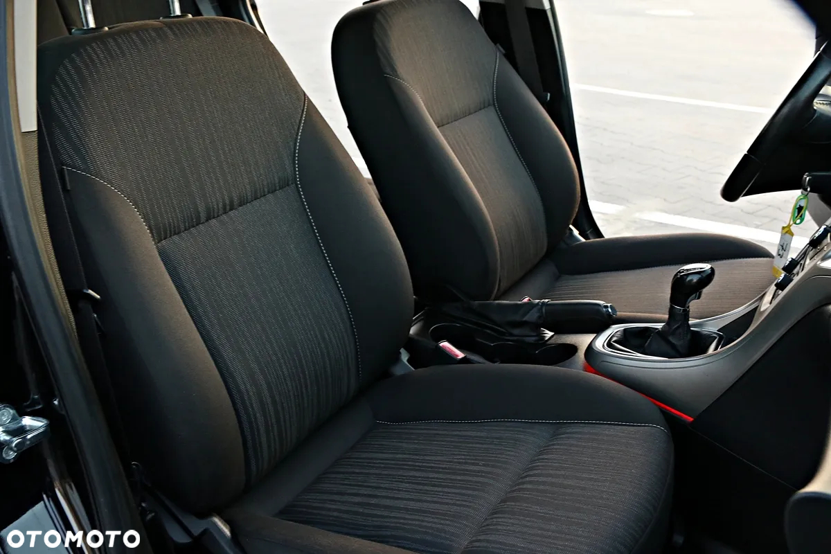 Opel Astra - 24