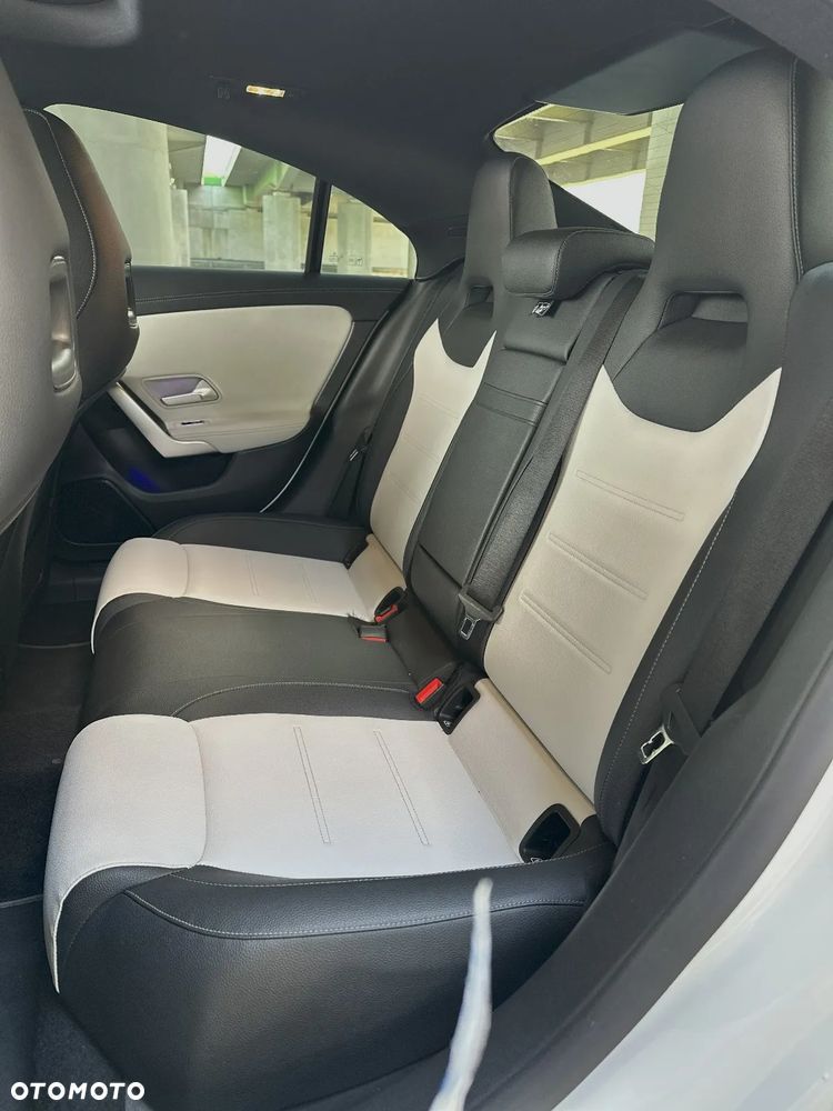 Mercedes-Benz CLA 220 d Edition 1 8G-DCT - 7