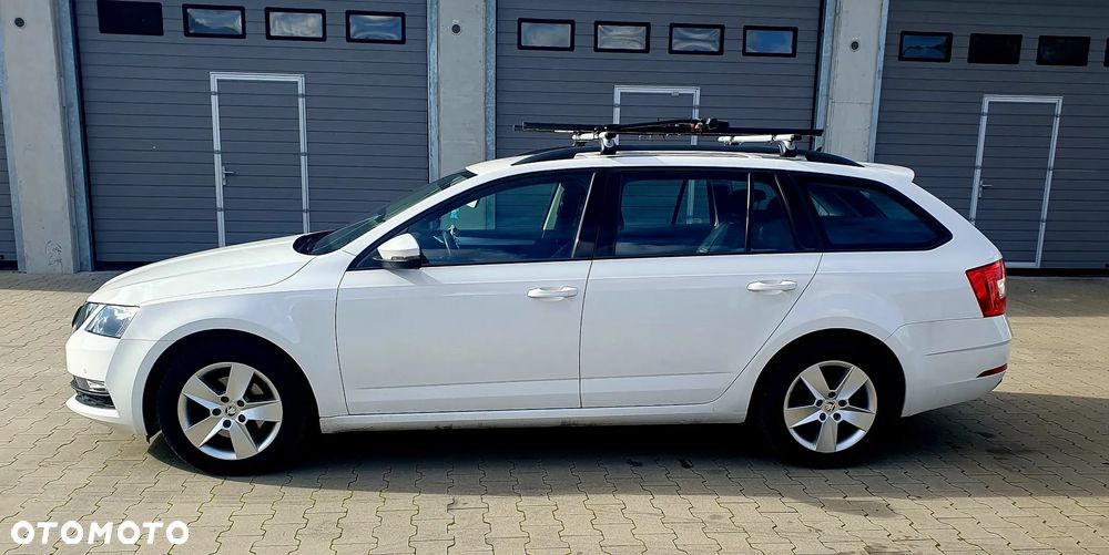 Skoda Octavia 1.5 TSI ACT Active - 4