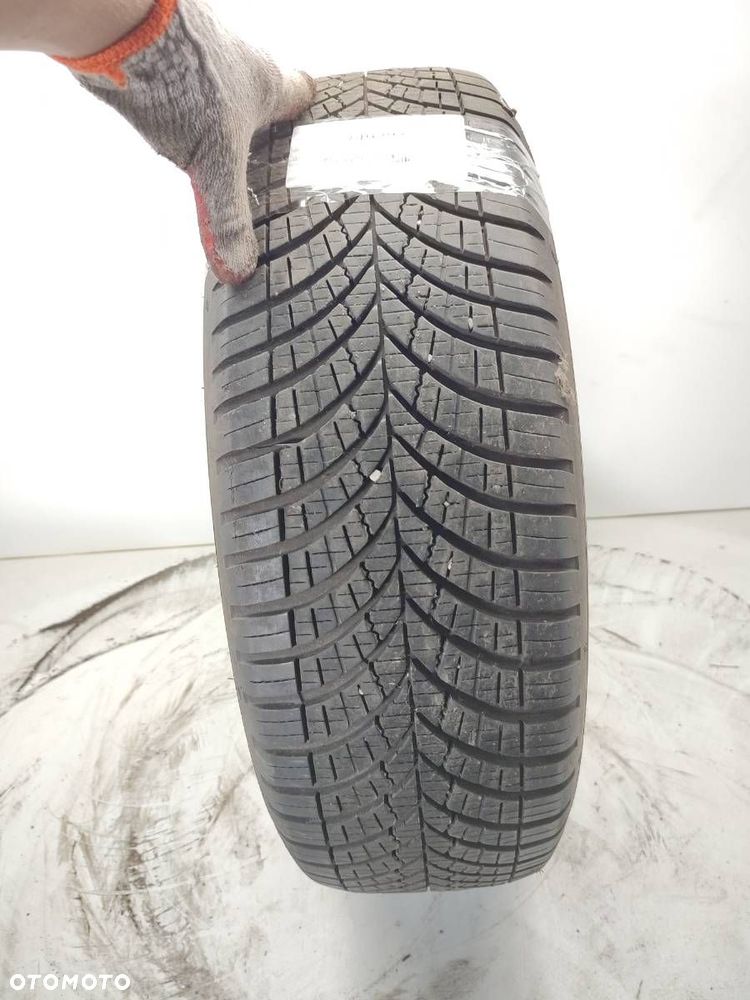 OPONA 18 ZIMA 235/60 - 1