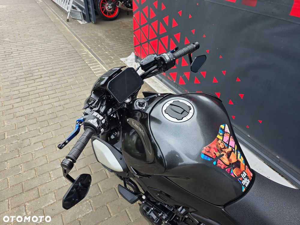 Kawasaki Z 900 - 17