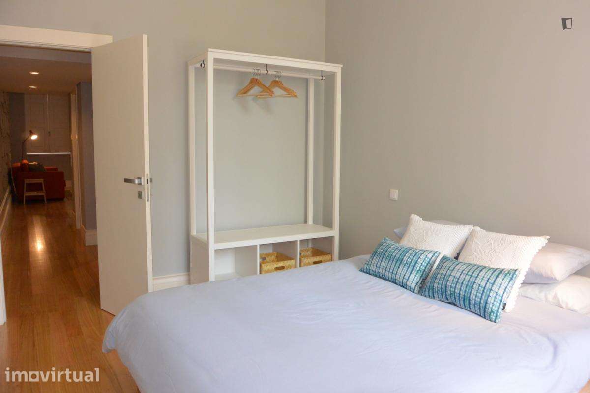 Apartamento com 2 quartos - localizado em Santo Ildefonso Porto - Grande imagem: 2/13