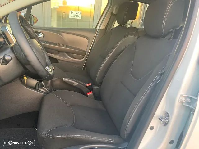 Renault Clio 1.5 dCi Zen - 23
