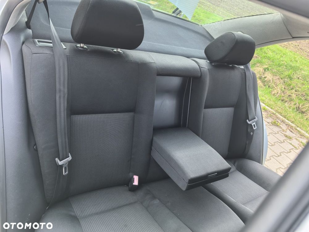 Volkswagen Bora 1.9 TDI Comfortline - 19