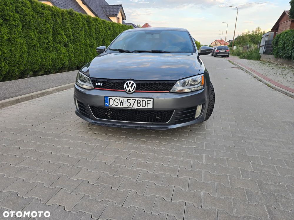 Volkswagen Jetta 2.0 TSI Highline - 5