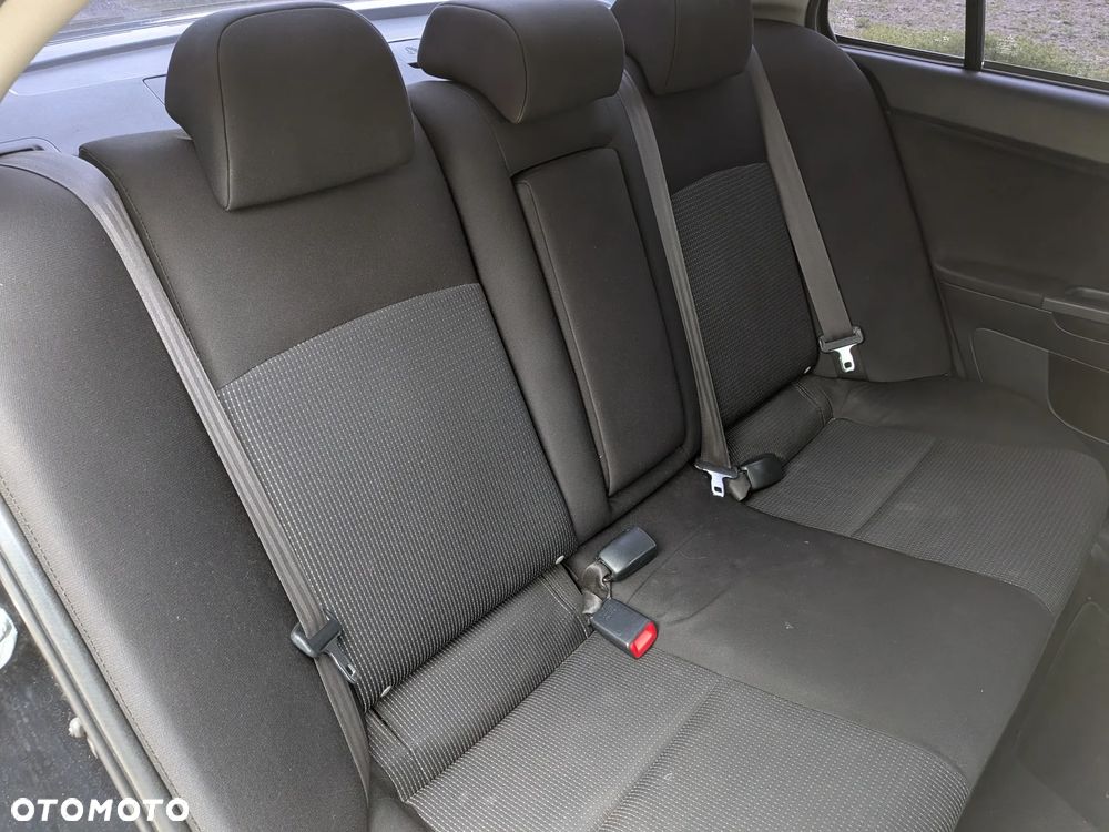 Mitsubishi Lancer 1.8 DI-D+ ClearTec XTRA - 28