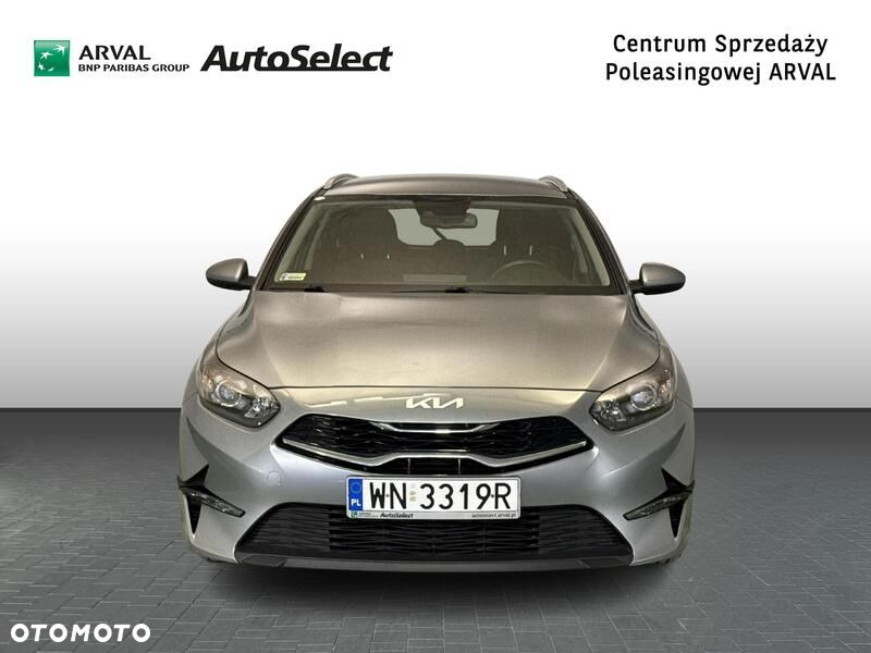 Kia Ceed - 10
