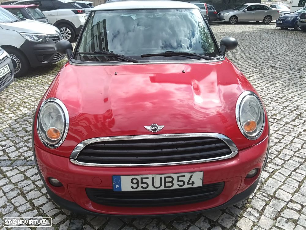 MINI 3 Portas One D - 10