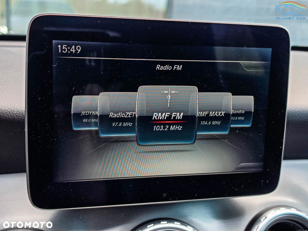 Mercedes-Benz GLA 220 d 4Matic 7G-DCT AMG Line - 32