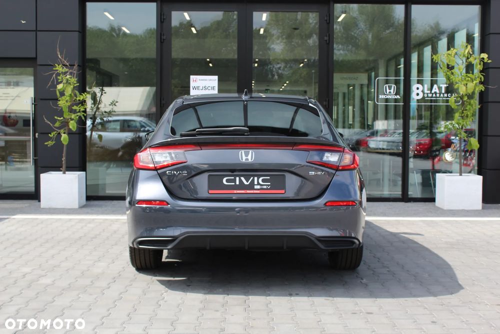 Honda Civic 2.0 i-MMD Elegance CVT - 16