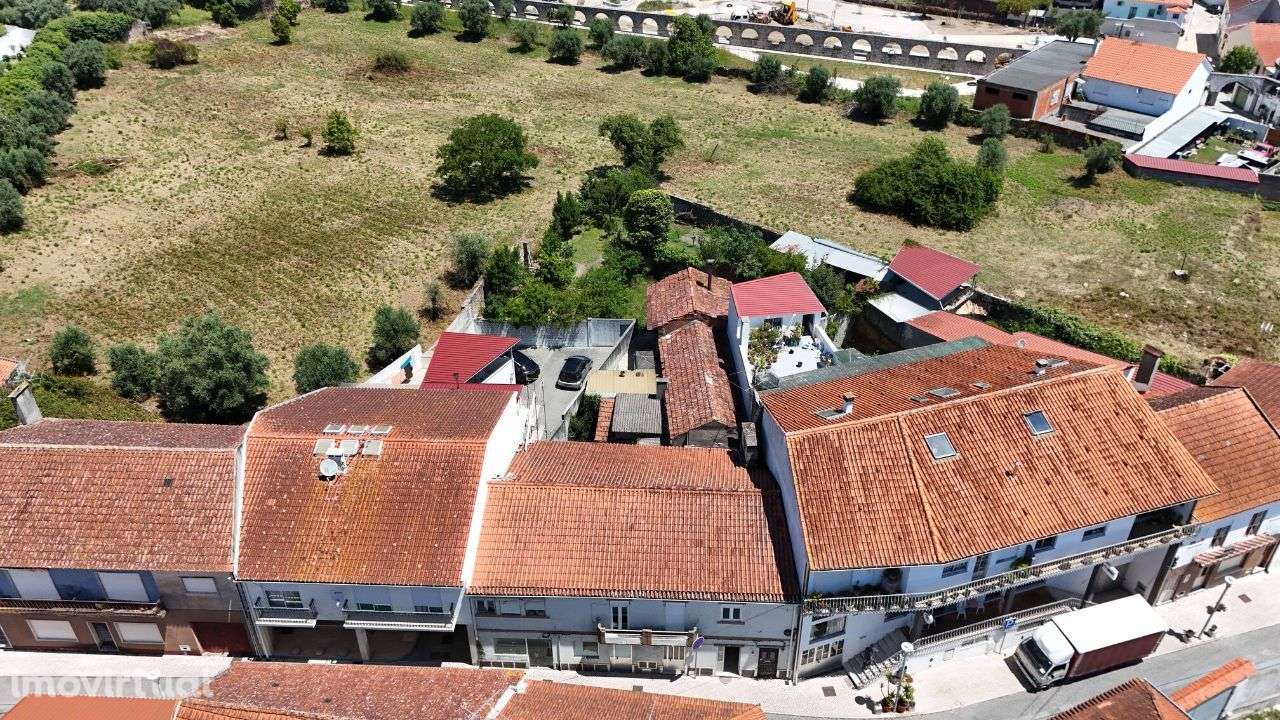 Prédio localizado em Louriçal, Pombal - Grande imagem: 2/20