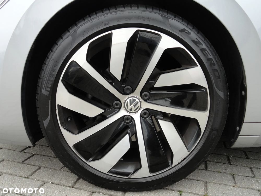 Volkswagen Arteon 2.0 TSI DSG R-Line Edition - 31