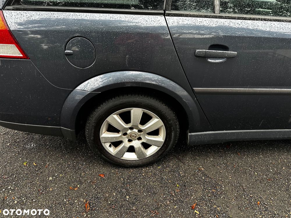Opel Vectra 1.8 Caravan - 28