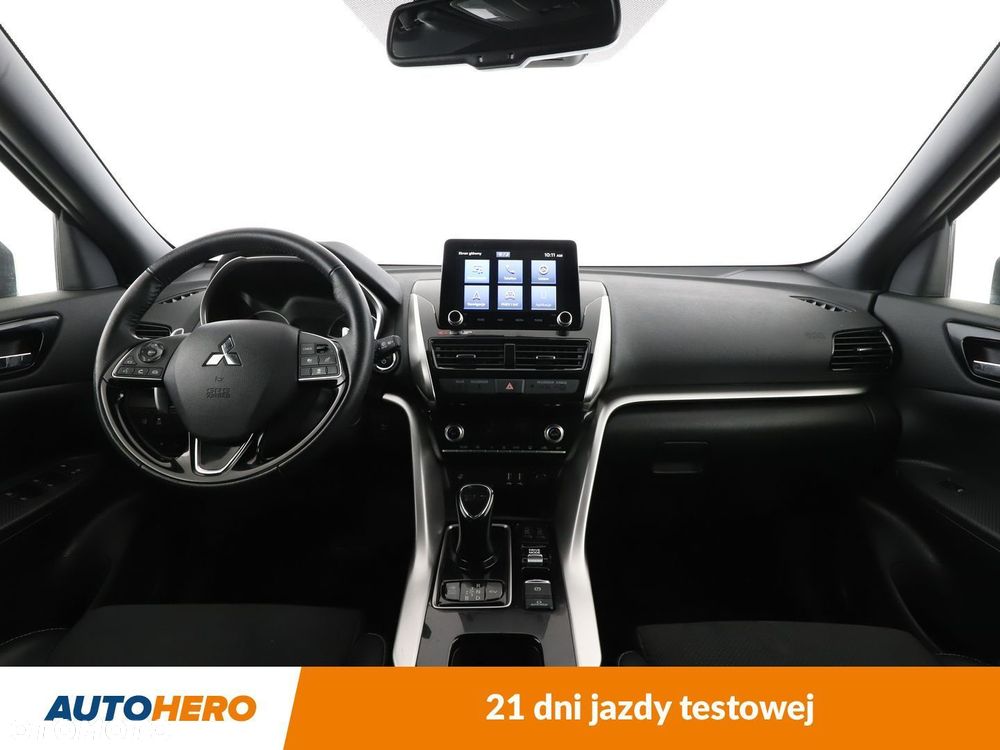 Mitsubishi Eclipse Cross - 12