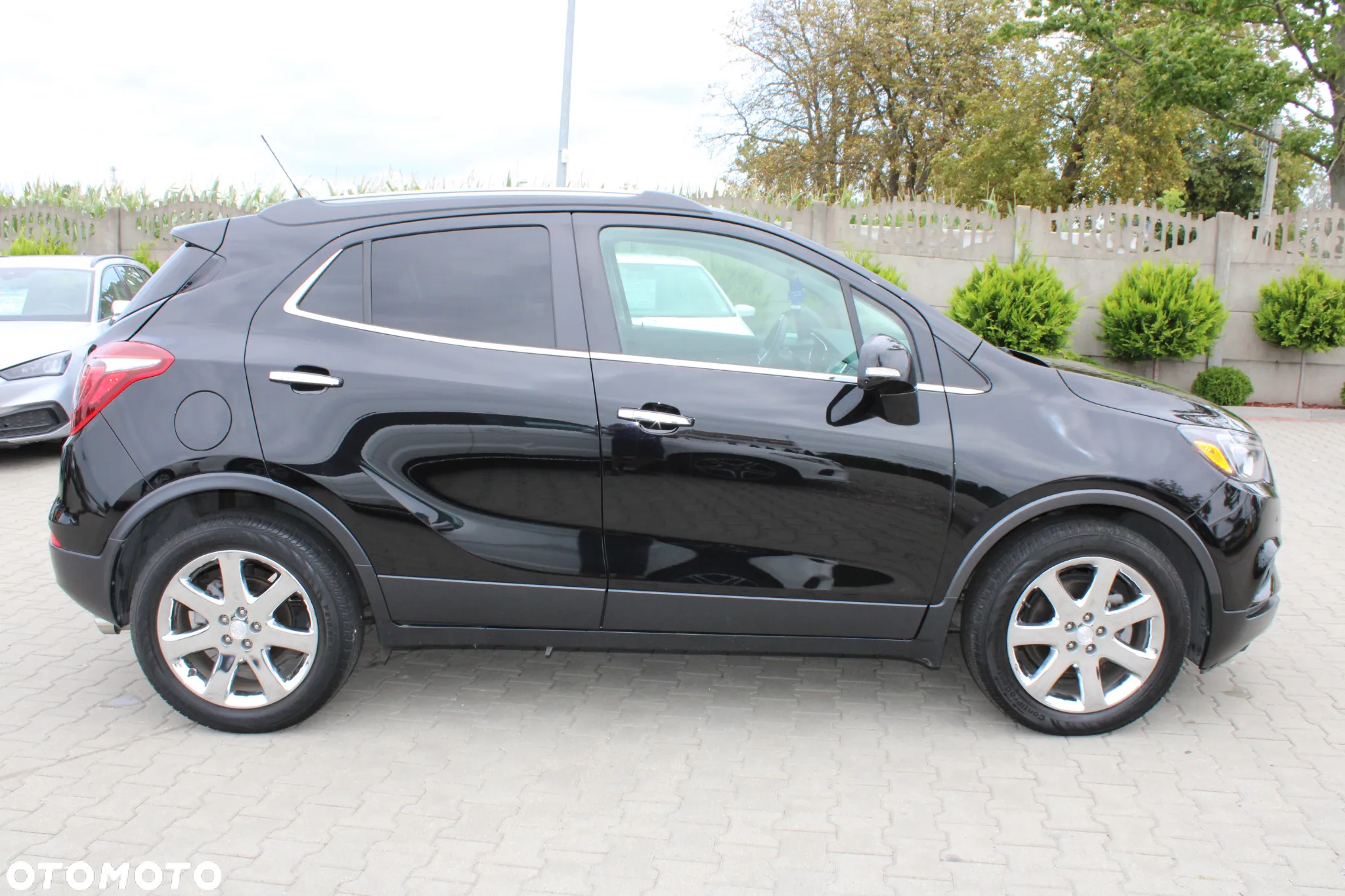 Buick Encore - 13