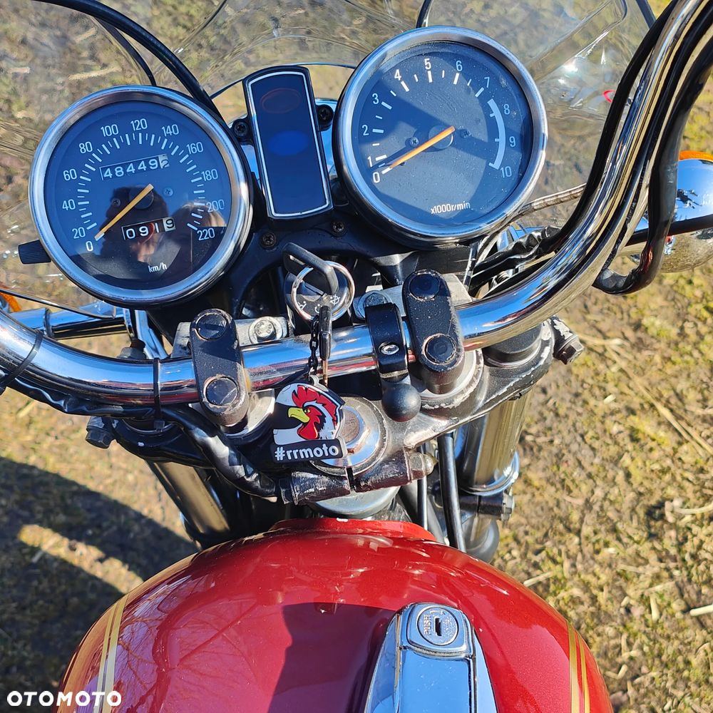 Yamaha XS - 7