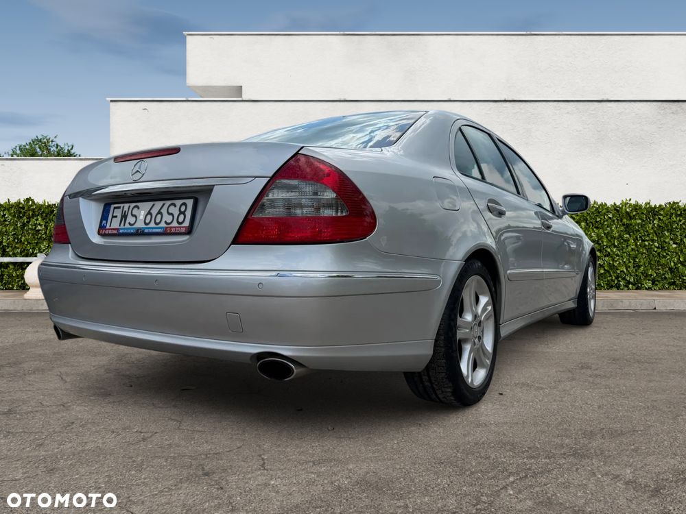 Mercedes-Benz Klasa E 320 CDI 7G-TRONIC Avantgarde BusinessEDITION - 12