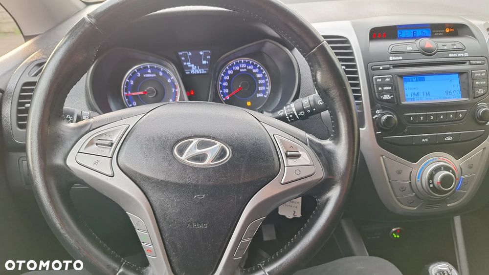 Hyundai ix20 1.4 blue Style - 10