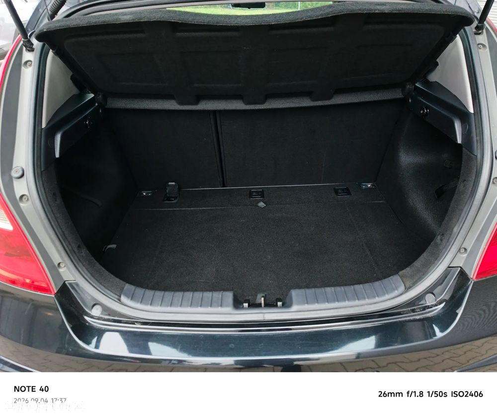 Hyundai i30 - 24