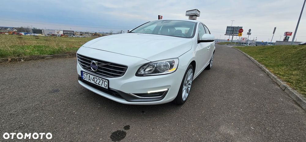Volvo S60 - 4