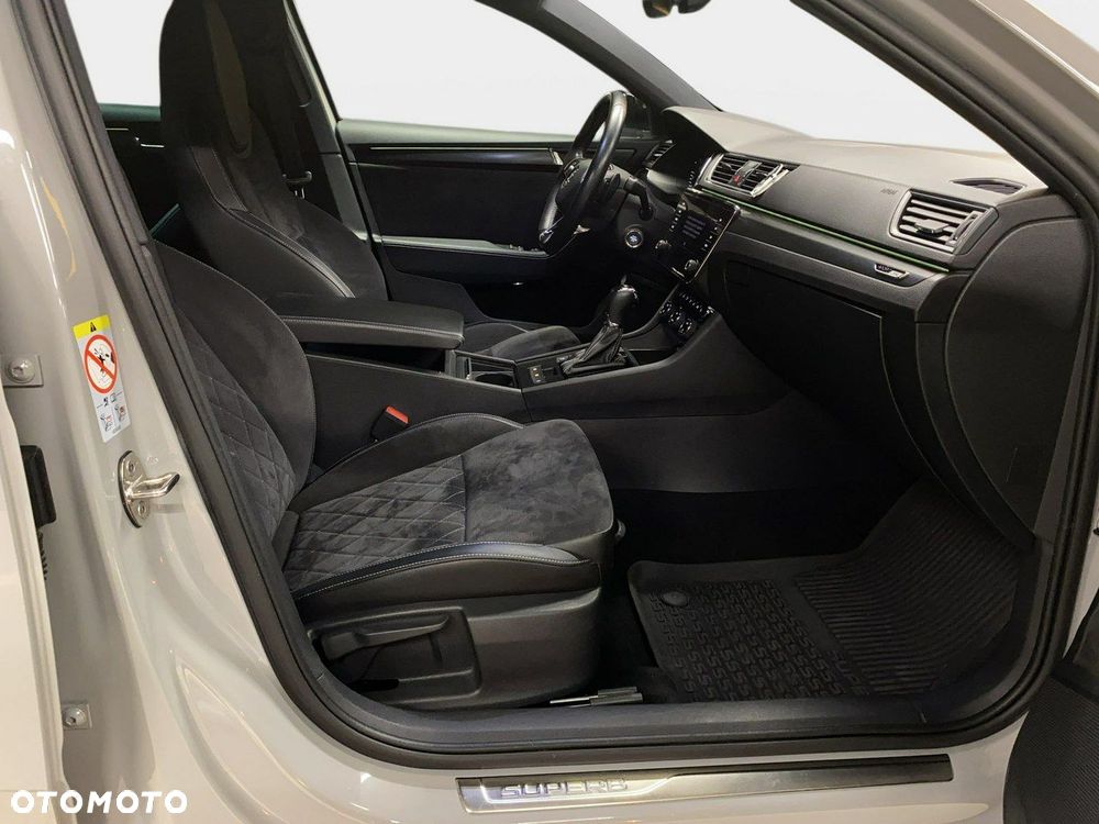 Skoda Superb - 12