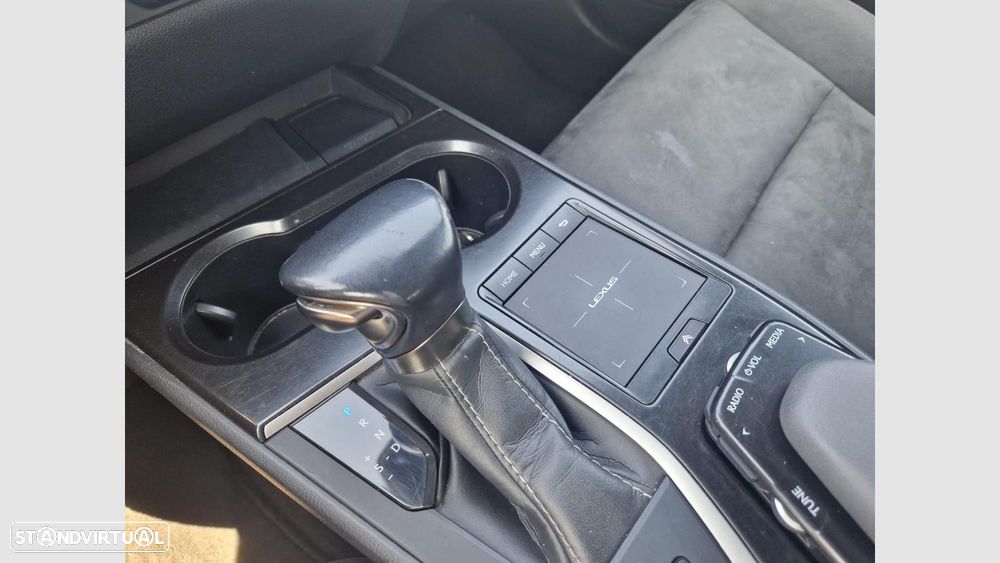 Lexus UX 250h Executive - 21