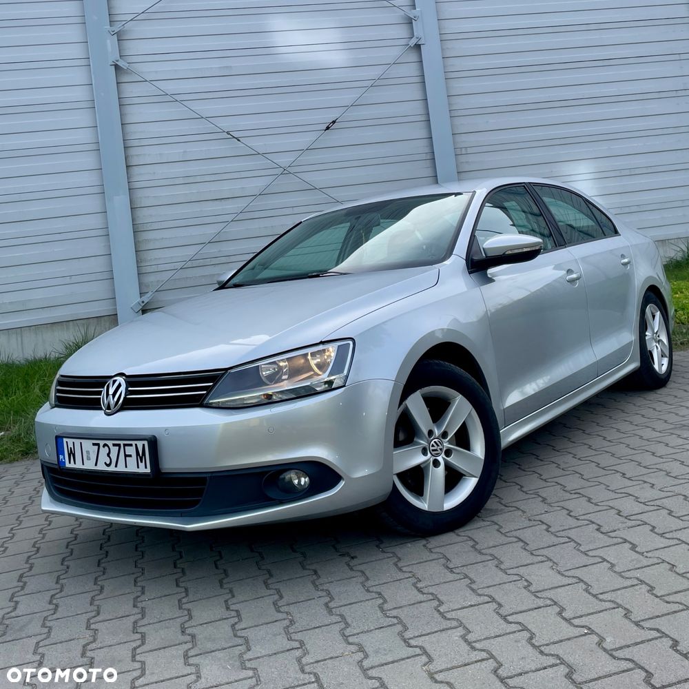Volkswagen Jetta 1.6 TDI BMT Trendline - 1