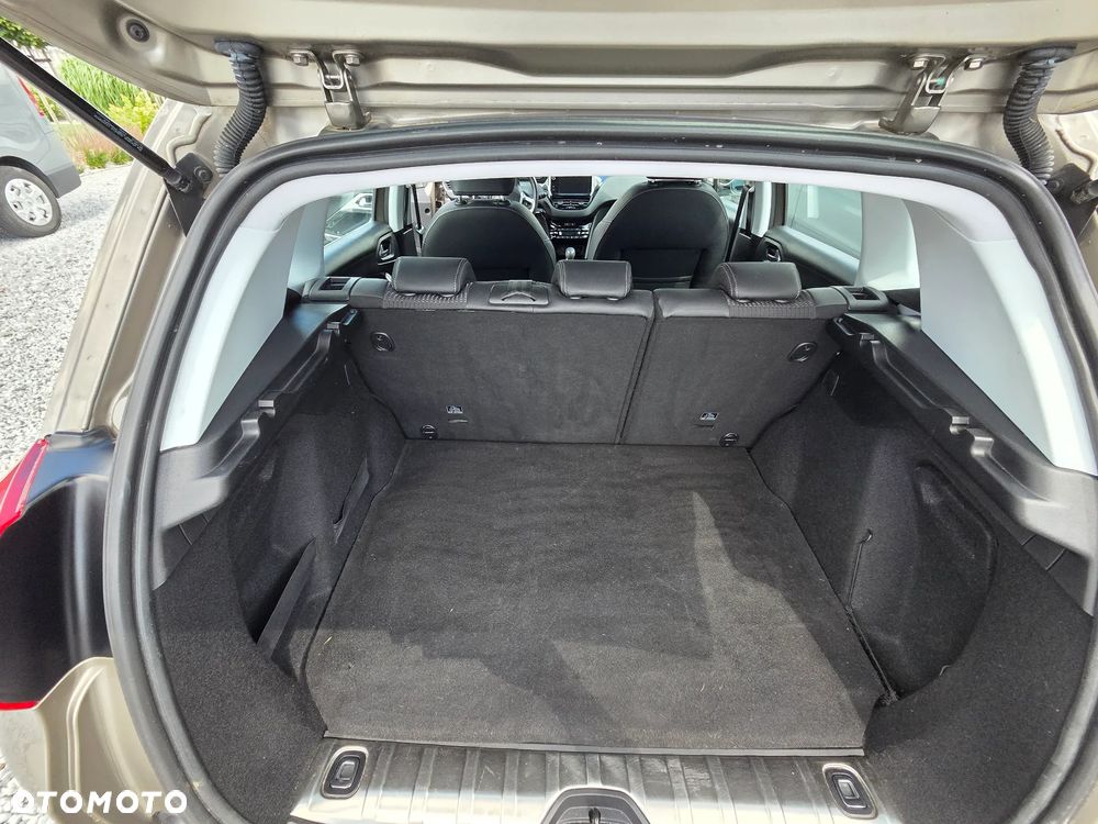 Peugeot 2008 PureTech 110 Stop&Start EAT6 Allure - 10